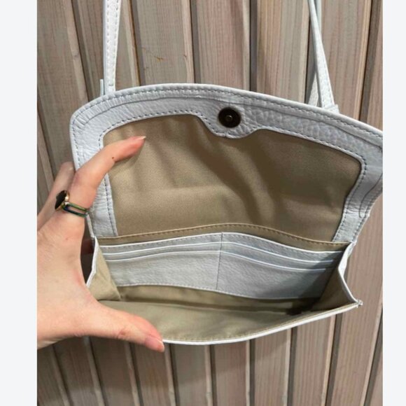 Baby Blue American Leather Co Crossbody Bag - Picture 5 of 7